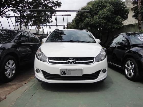 JAC J6 2.0 16V GASOLINA 7 LUGARES 4P MANUAL JAC J6 2.0 16V GASOLINA 7 LUGARES 4P MANUAL